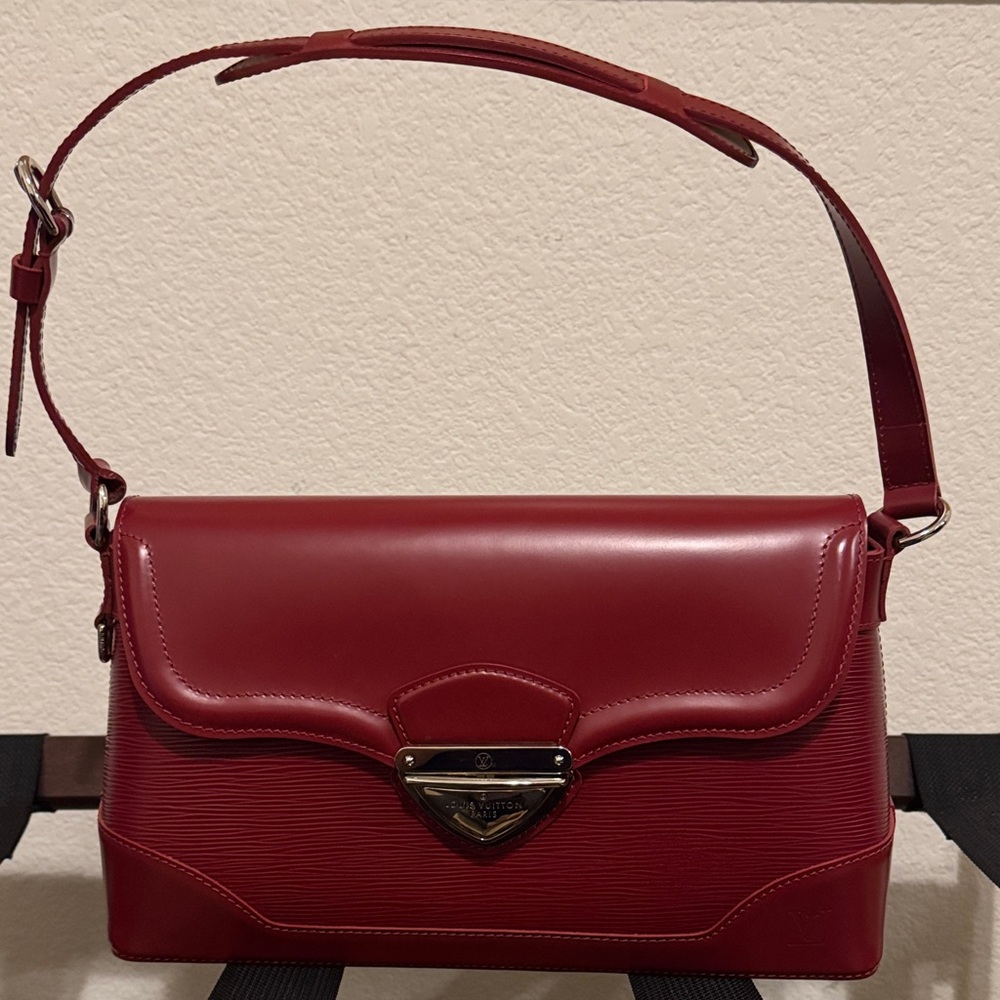 Louis Vuitton Epi Leather Bagatelle PM Shoulder Bag